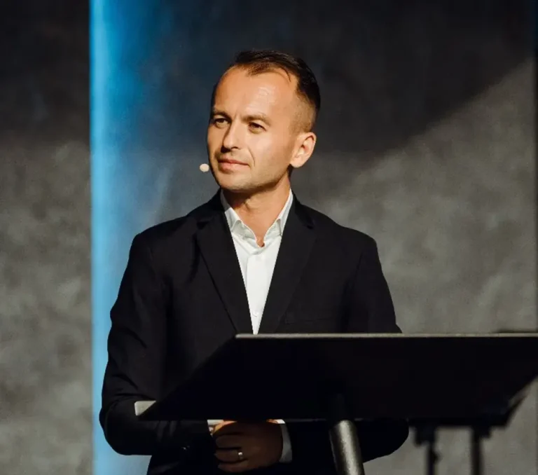 Marius Copil
